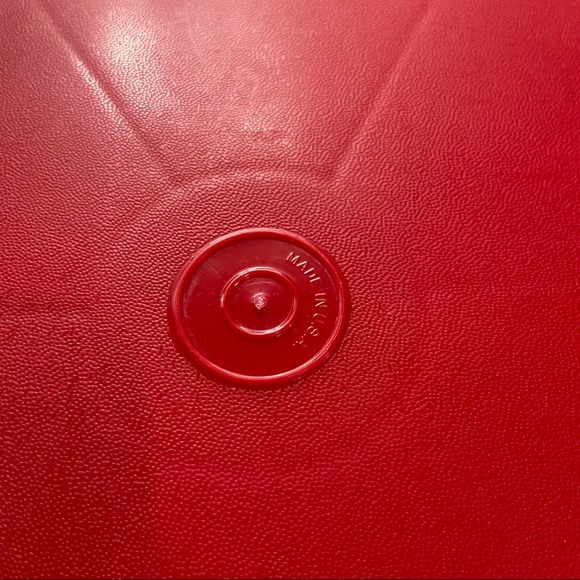 Tupperware Paprika Red Snack Tray, Deli Meat Bacon Keeper, Measuring Cups X - Picture 5 of 15